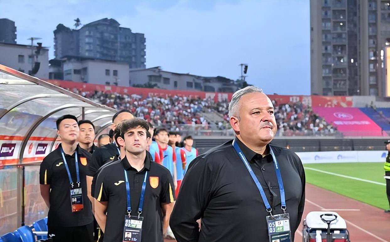 爱游戏中国官网-球队迎来新一位助教，带来新的战术理念