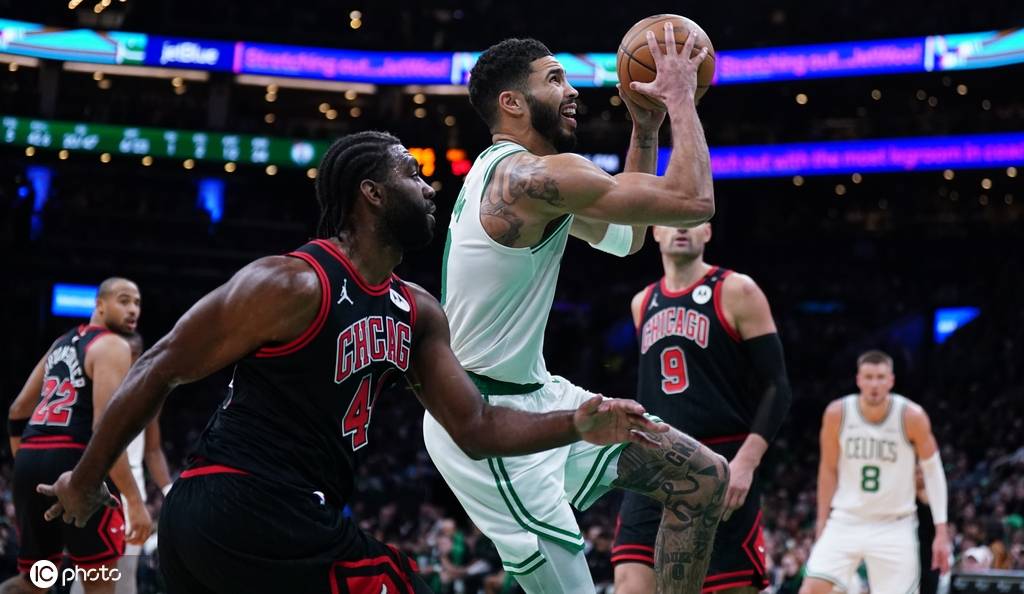 公牛胜黄蜂,拉文砍下二十分喜获胜利的简单介绍 公牛胜黄蜂,拉文砍下二十分喜获胜利的简单介绍