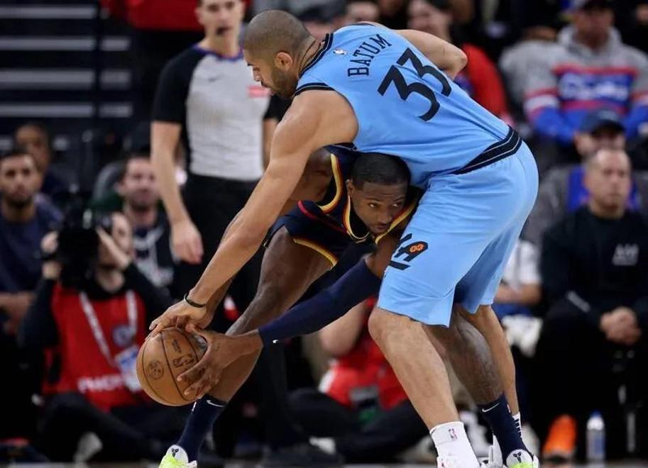 勇士力挫快船，库里全面表现包揽得分王