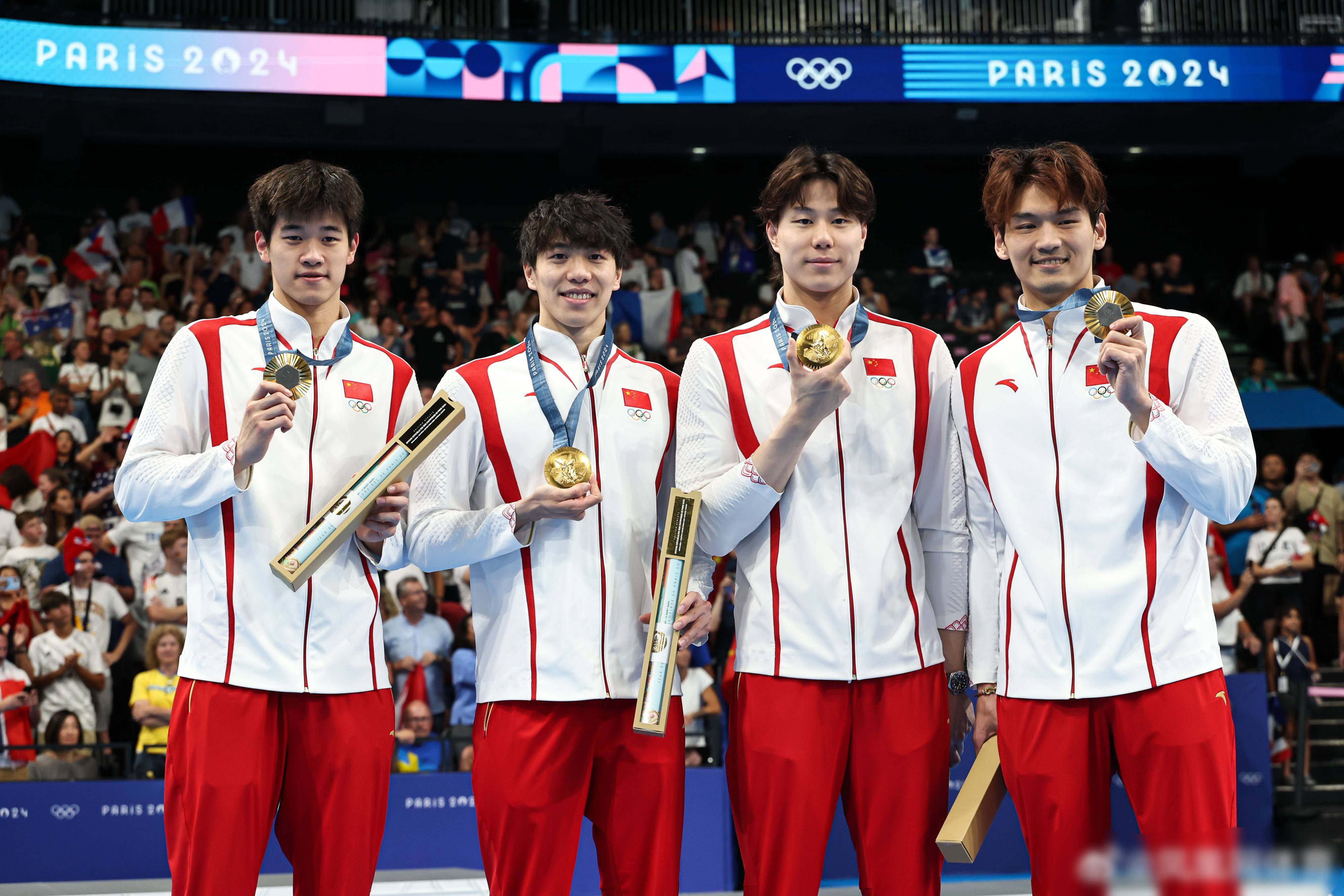 爱游戏体育官网-马德里游泳选手勇夺金牌，实力惊人的简单介绍