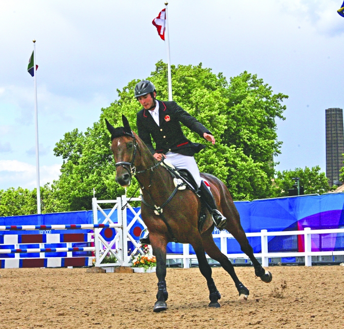 骑马比赛场面壮观,选手骑术高超的简单介绍 骑马比赛场面壮观,选手骑术高超的简单介绍