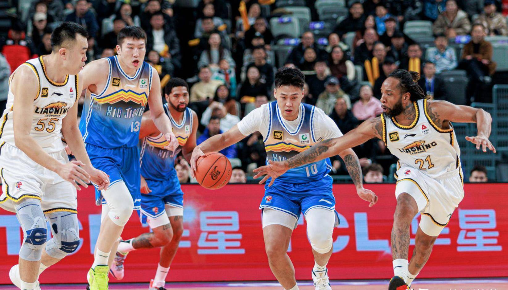 人队伤病态势不断，面临重大挑战