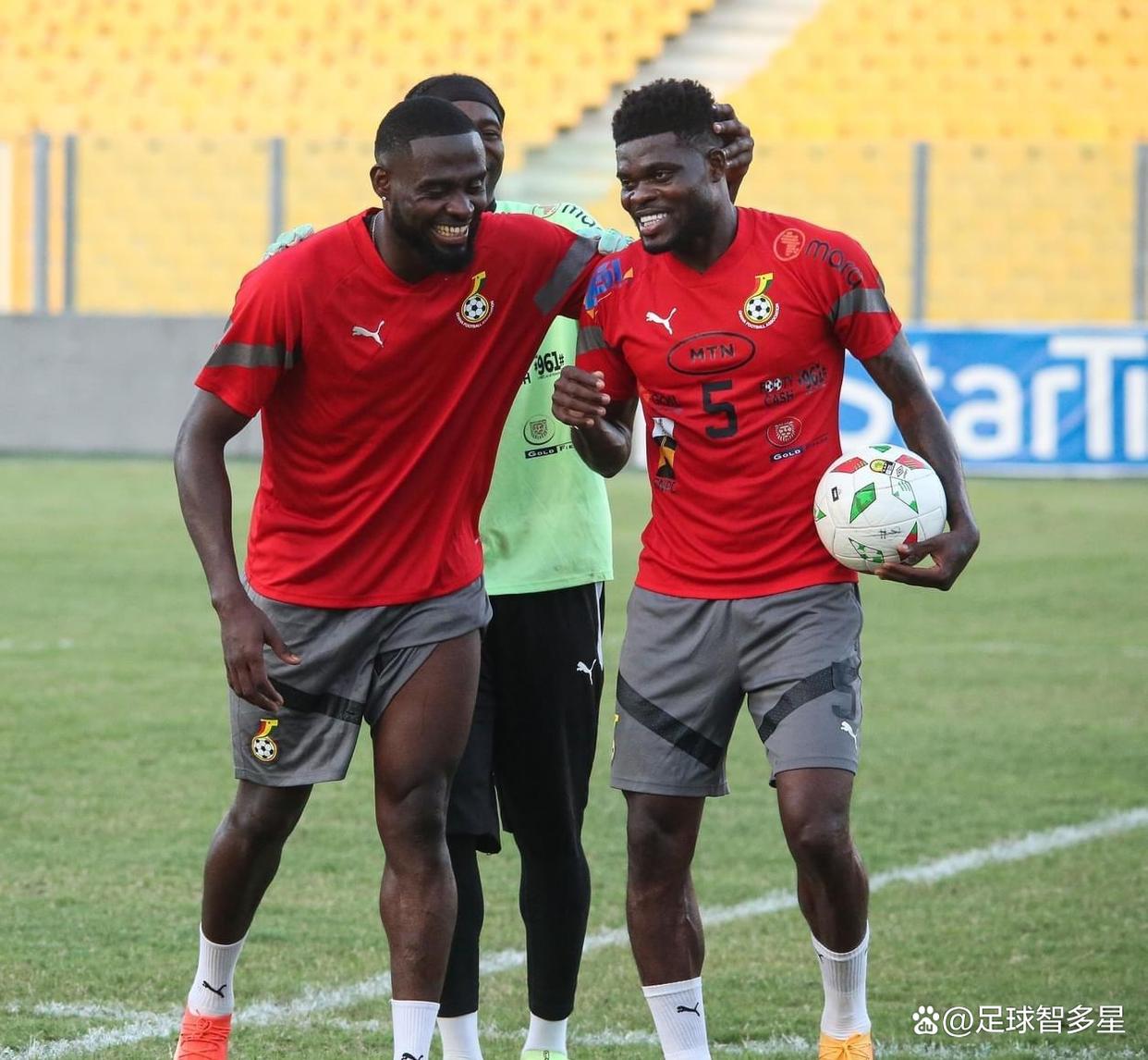 爱游戏登录-摩纳哥球员集体表现亮眼，逐渐脱离降级区