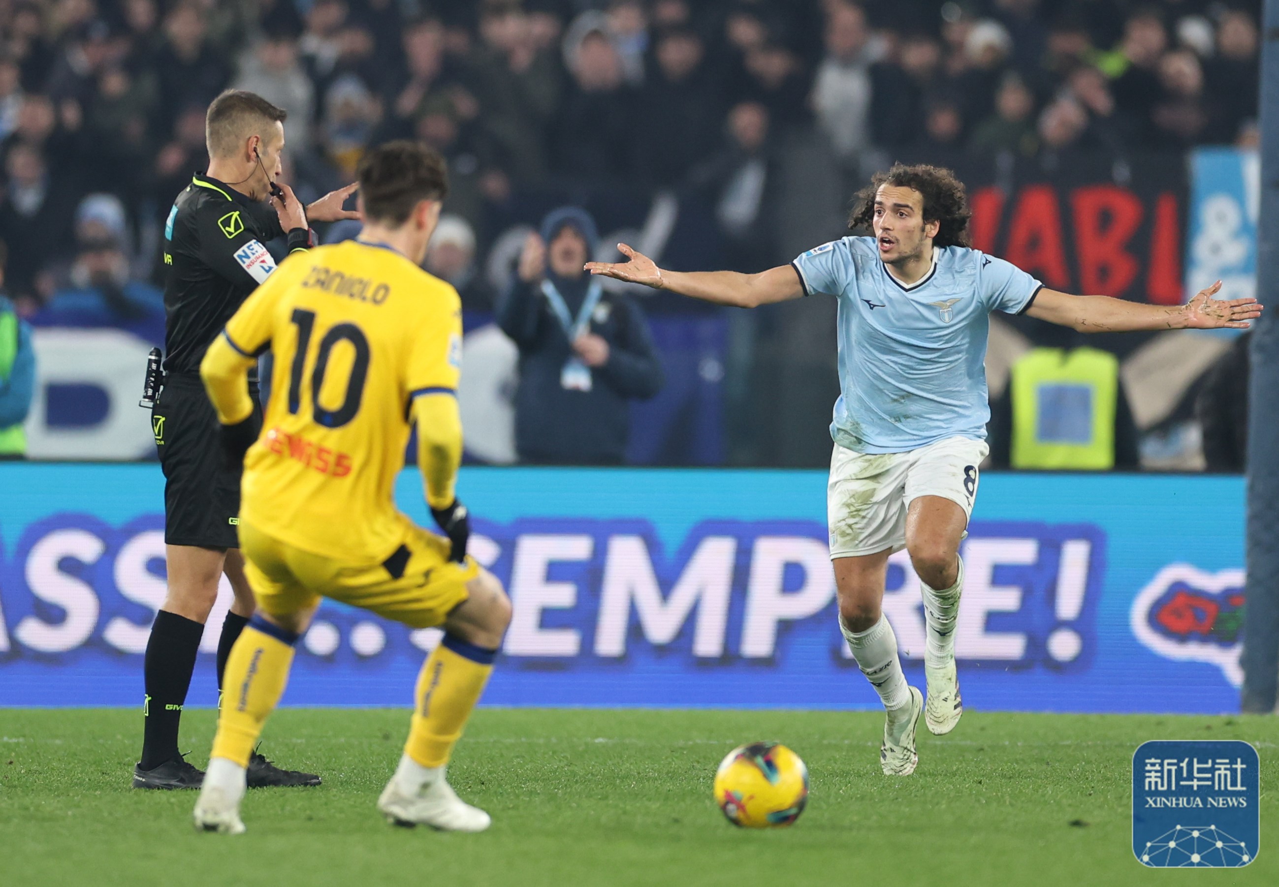 比格利亚表现出色,助意大利队获得一场胜利 比格利亚表现出色,助意大利队获得一场胜利