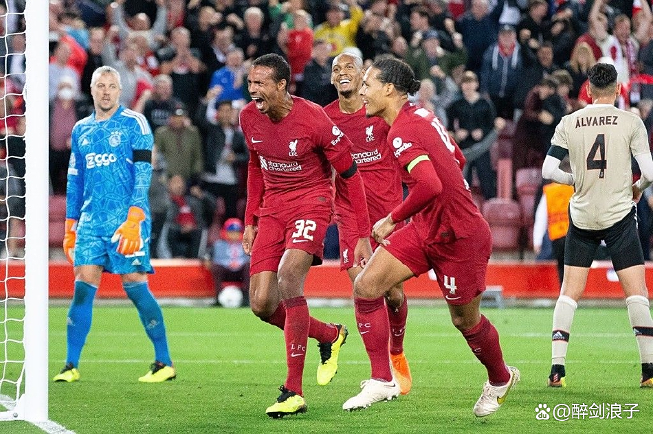 关于阿贾克斯绝杀夺冠,欧冠英雄传说终现的信息 关于阿贾克斯绝杀夺冠,欧冠英雄传说终现的信息