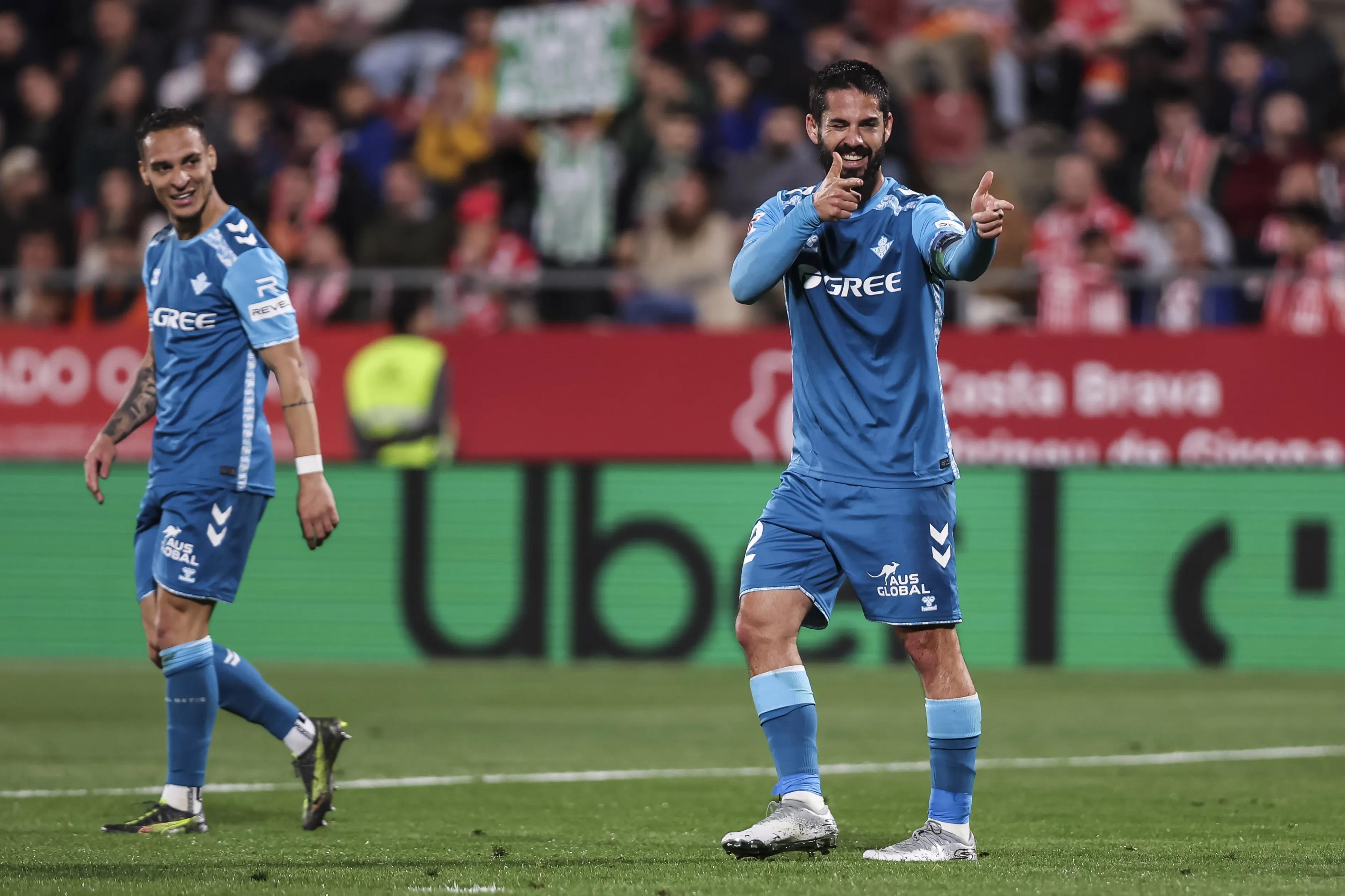 包含马德里竞技主场大胜,西甲领头羊拼搏奔跑的词条 包含马德里竞技主场大胜,西甲领头羊拼搏奔跑的词条