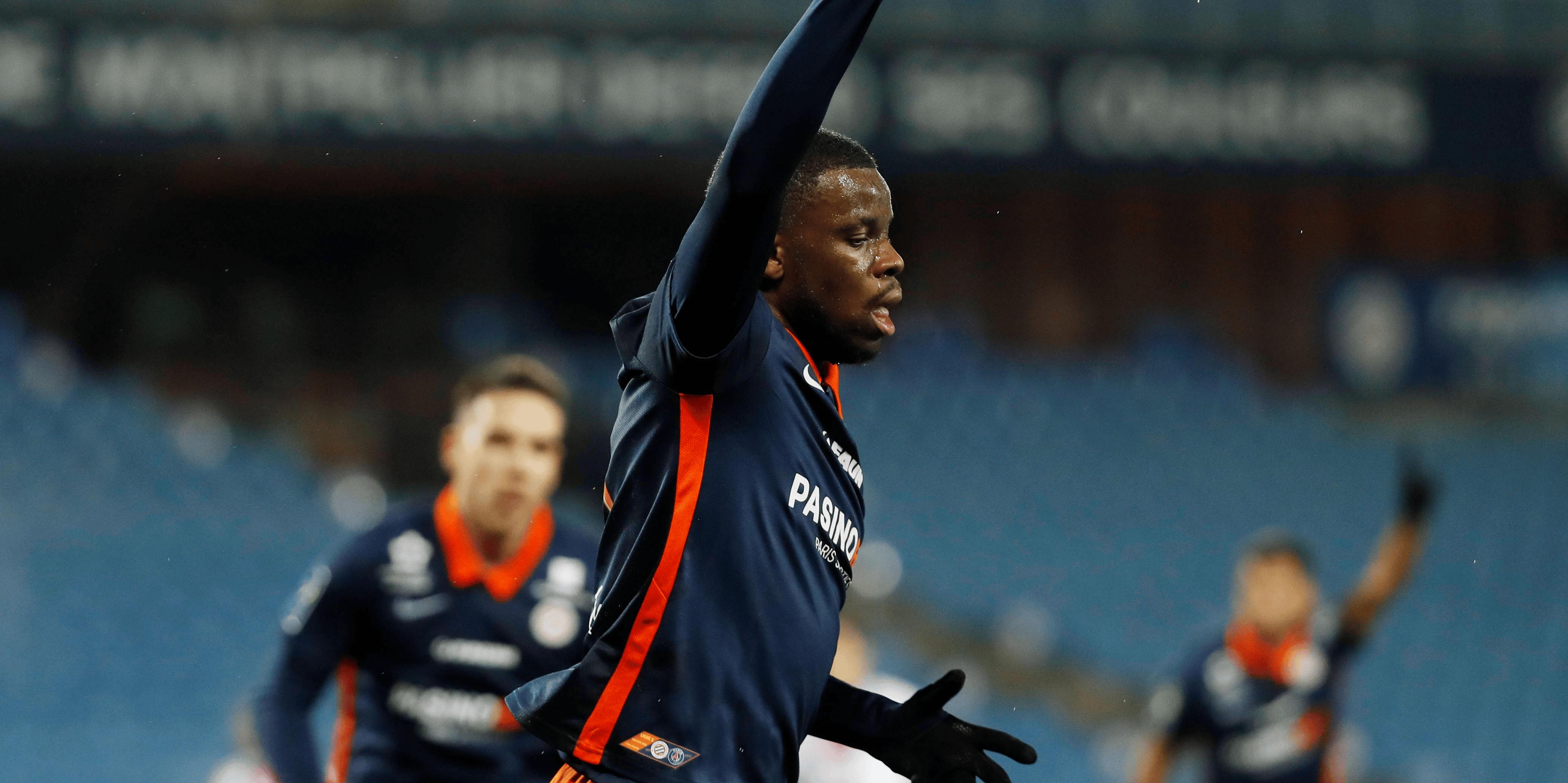 包含蒙彼利埃队客场逼平对手，保持不败状态的词条