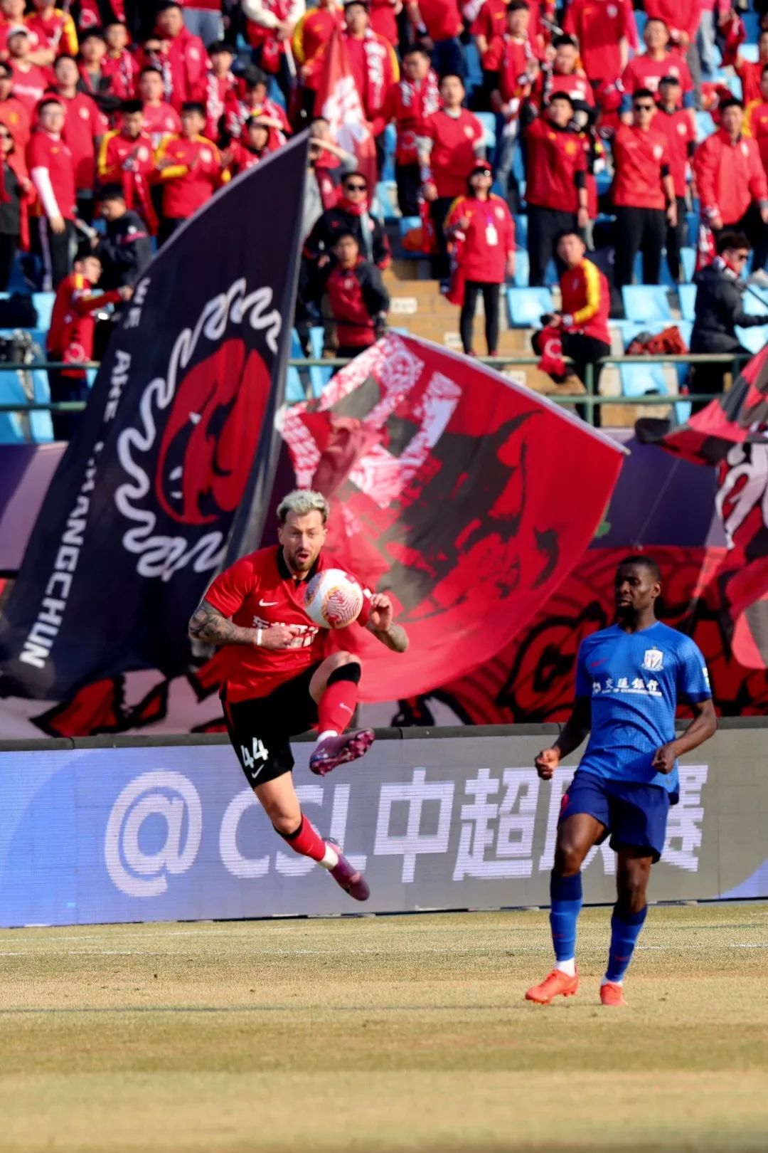 爱游戏官网-长春亚泰喜迎胜利，球队士气高昂的简单介绍