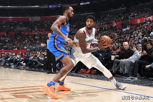 76人轻取活塞，霍福德贡献双双