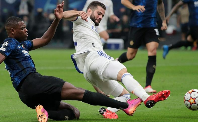 爱游戏官方登录入口-华金连进两球，马德里主场完胜